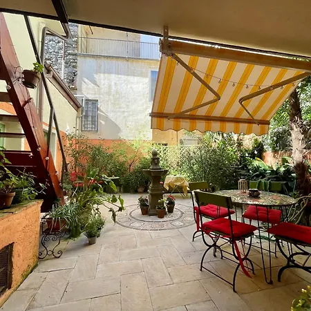 Apartment Porta Rossa *