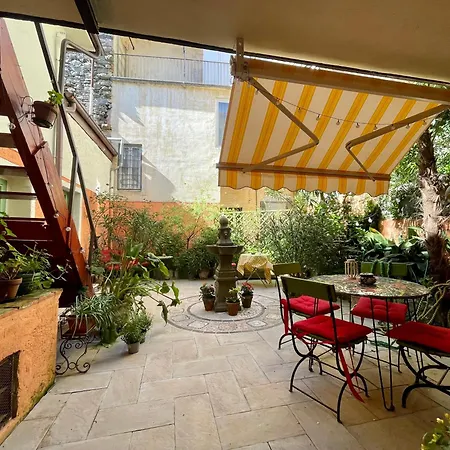 Apartment Porta Rossa *