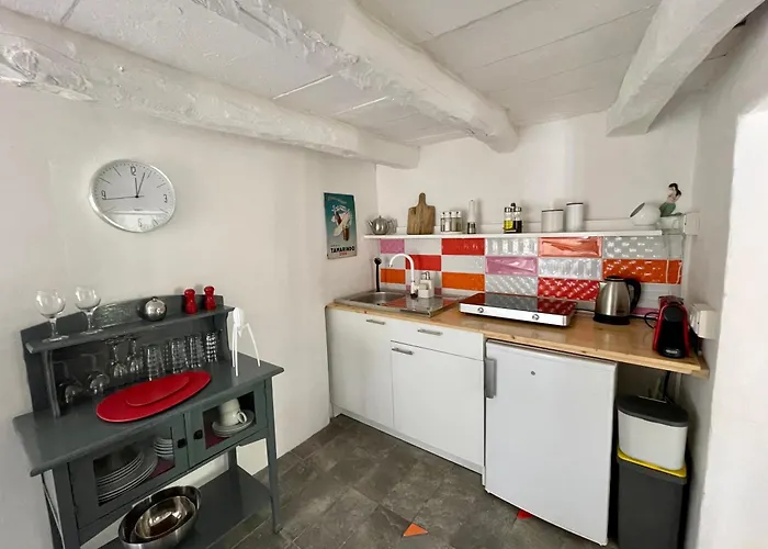 Porta Rossa Apartament *